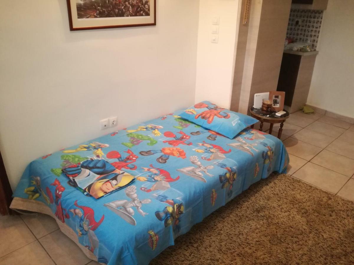 Relaxing Beautiful Holiday Home Lávrion Екстериор снимка