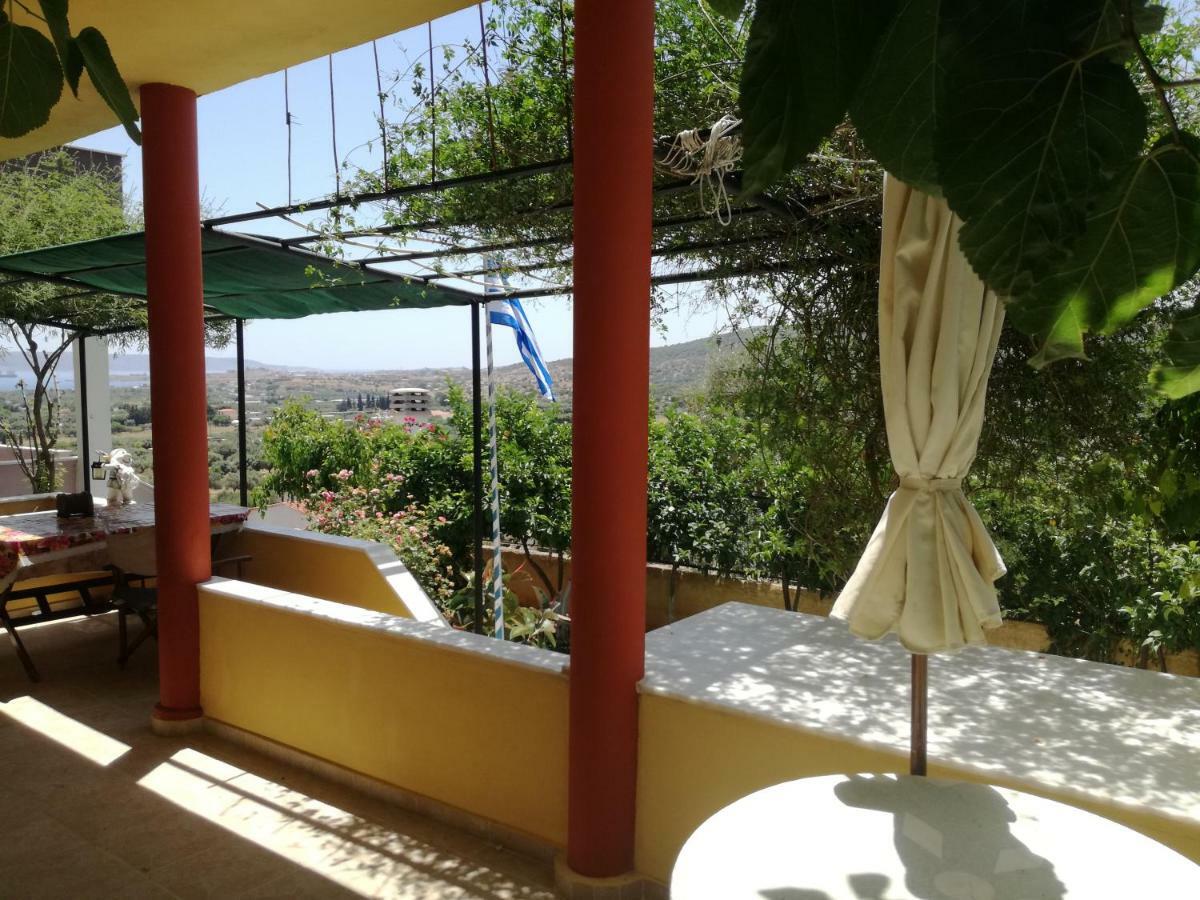 Relaxing Beautiful Holiday Home Lávrion Екстериор снимка