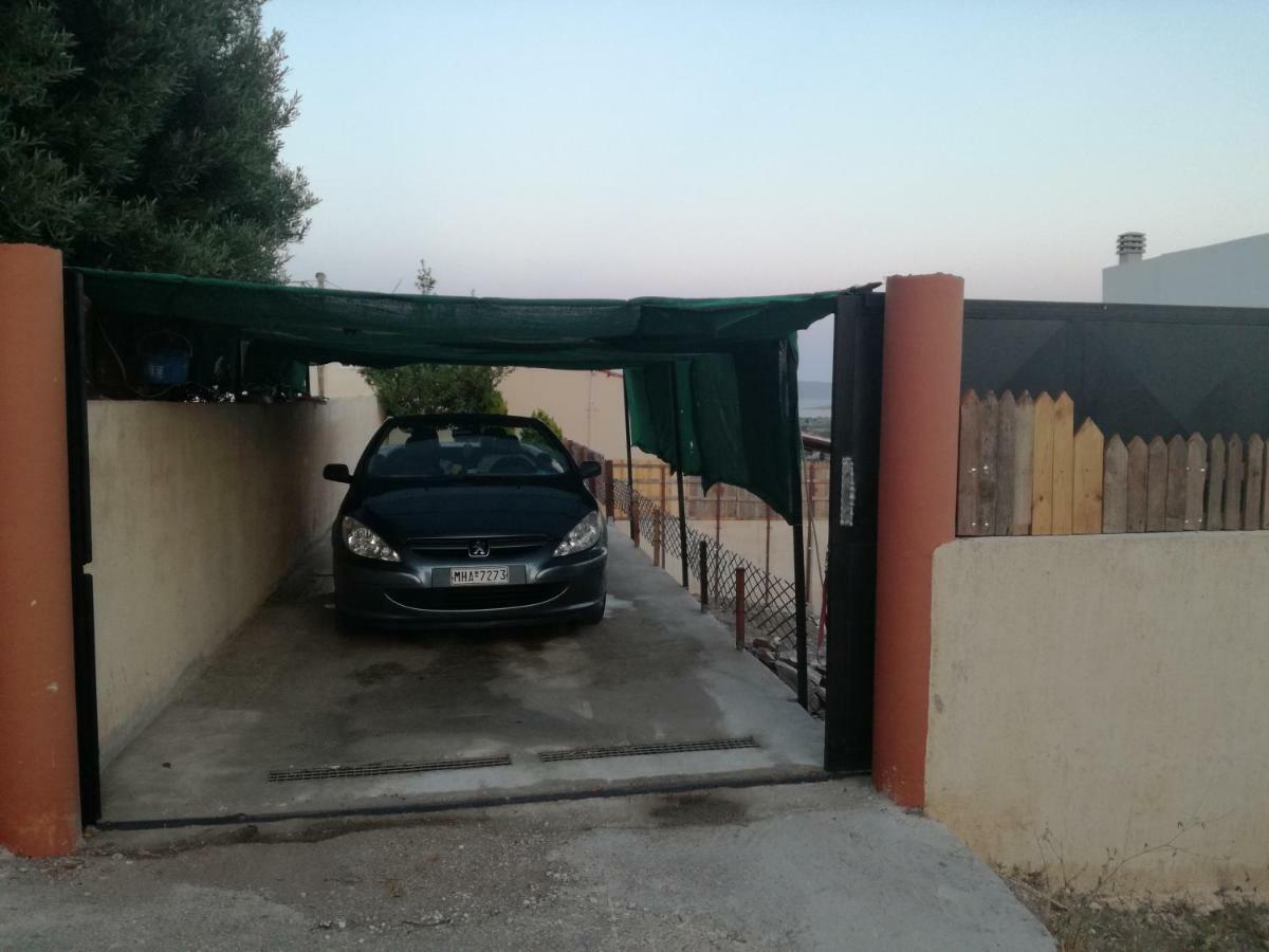 Relaxing Beautiful Holiday Home Lávrion Екстериор снимка